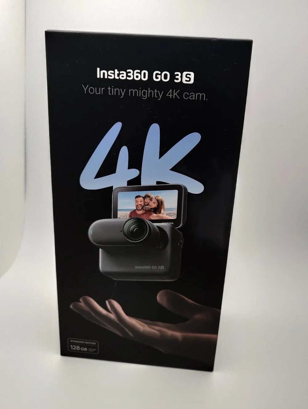 Insta360 GO 3S - 128 GB Black 4K Tiny Portable Vlogging Camera, Hands-Free POVs